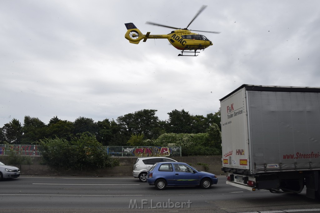 VU Kradfahrer gestuerzt A 4 Rich Olpe Rodenkirchener Bruecke P25.JPG - Miklos Laubert